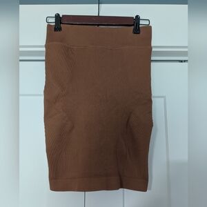 Halara Skirt With Built In Breif Medium Brown Ribbed NWT